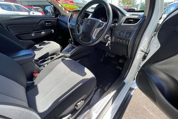 2022 Mitsubishi Triton GLX+ MR 4X4