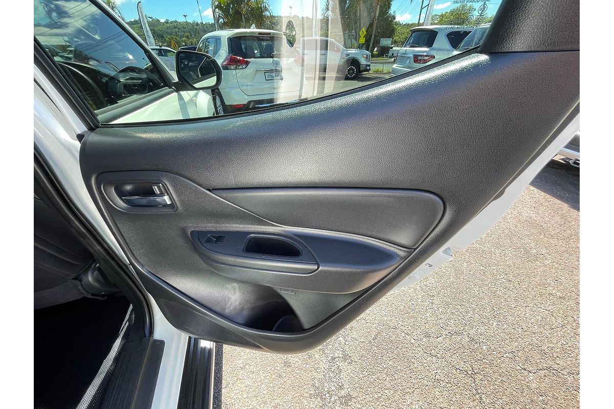 2022 Mitsubishi Triton GLX+ MR 4X4