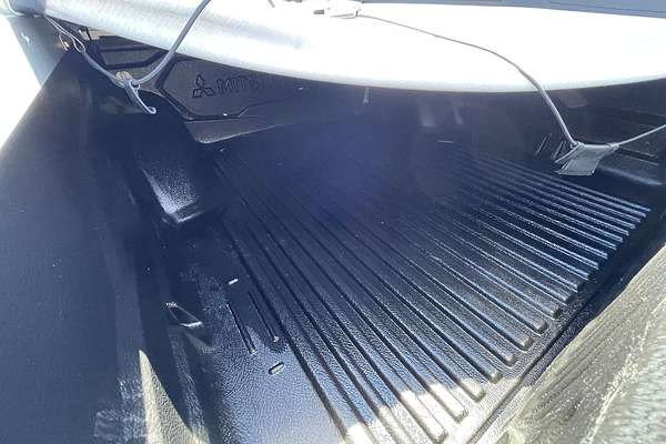 2022 Mitsubishi Triton GLX+ MR 4X4