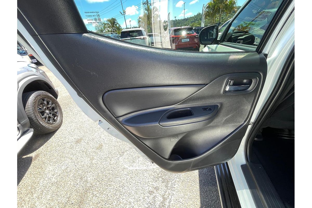 2022 Mitsubishi Triton GLX+ MR 4X4