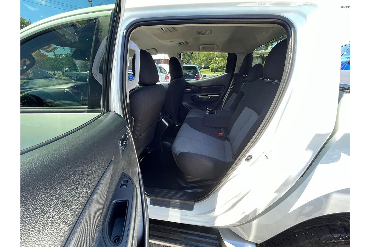 2022 Mitsubishi Triton GLX+ MR 4X4