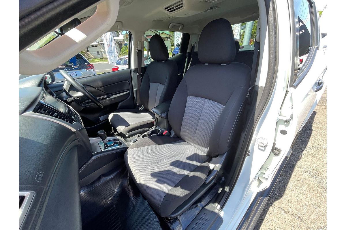 2022 Mitsubishi Triton GLX+ MR 4X4