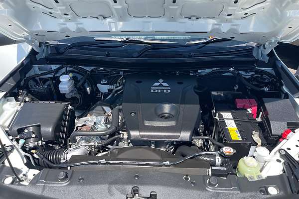 2022 Mitsubishi Triton GLX+ MR 4X4