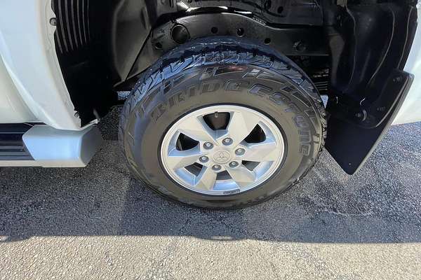 2022 Mitsubishi Triton GLX+ MR 4X4