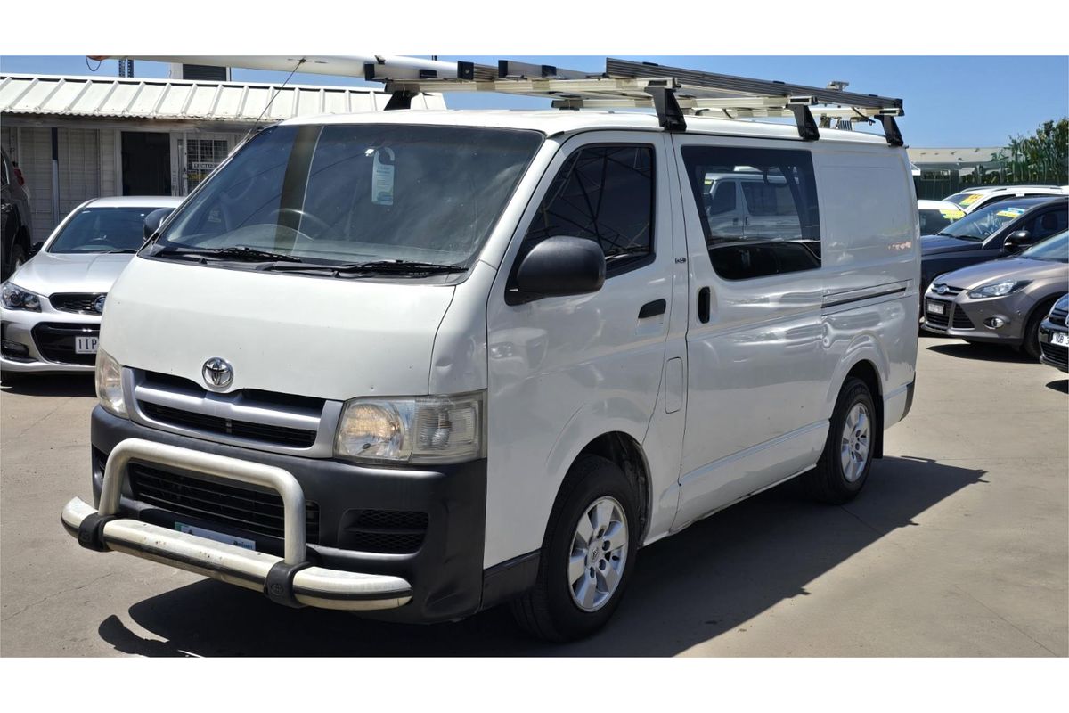 2005 Toyota Hiace LWB KDH200R
