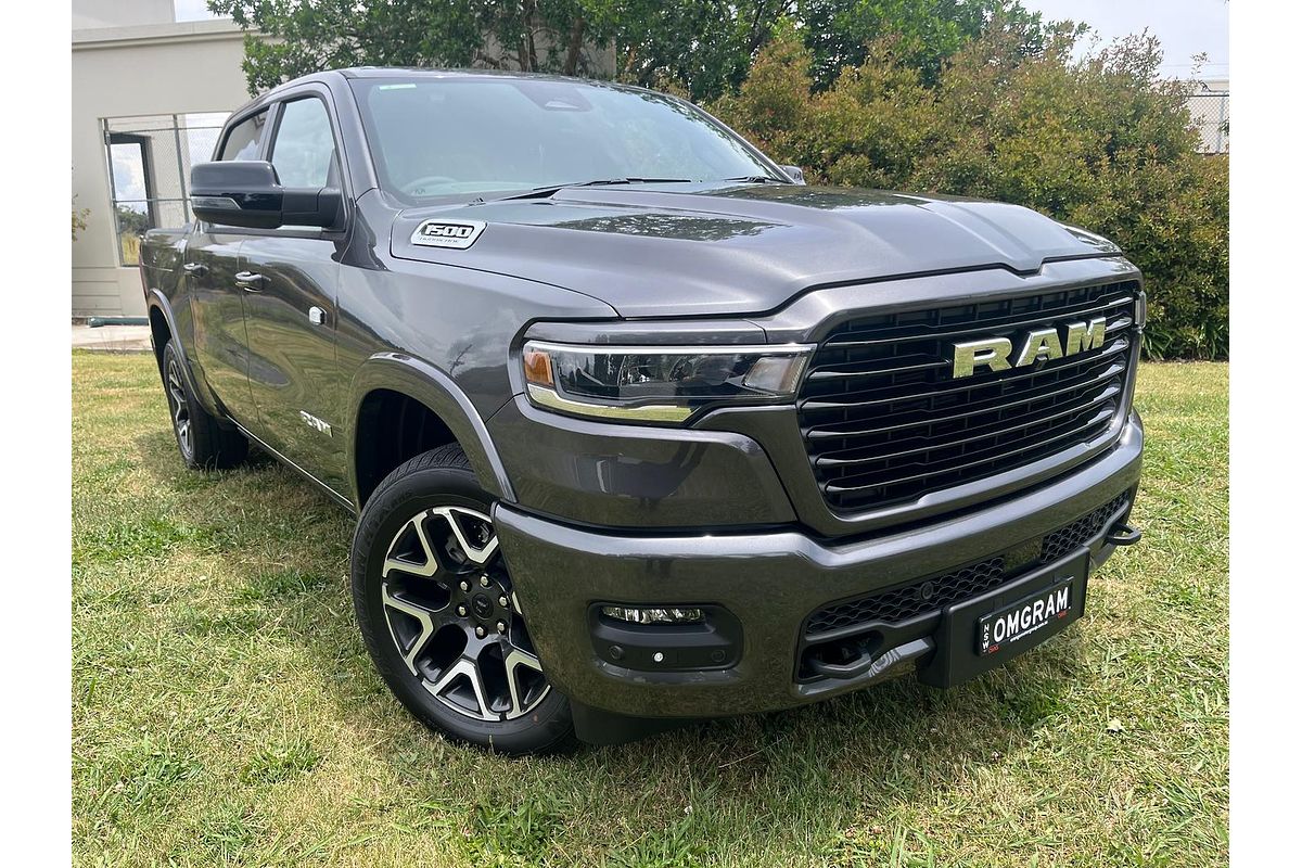 2025 RAM 1500 Laramie Sport Hurricane SO RamBox DT 4X4 SWB