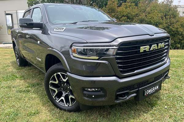 2025 RAM 1500 Laramie Sport Hurricane SO RamBox DT 4X4 SWB