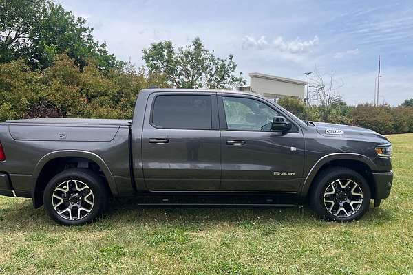 2025 RAM 1500 Laramie Sport Hurricane SO RamBox DT 4X4 SWB