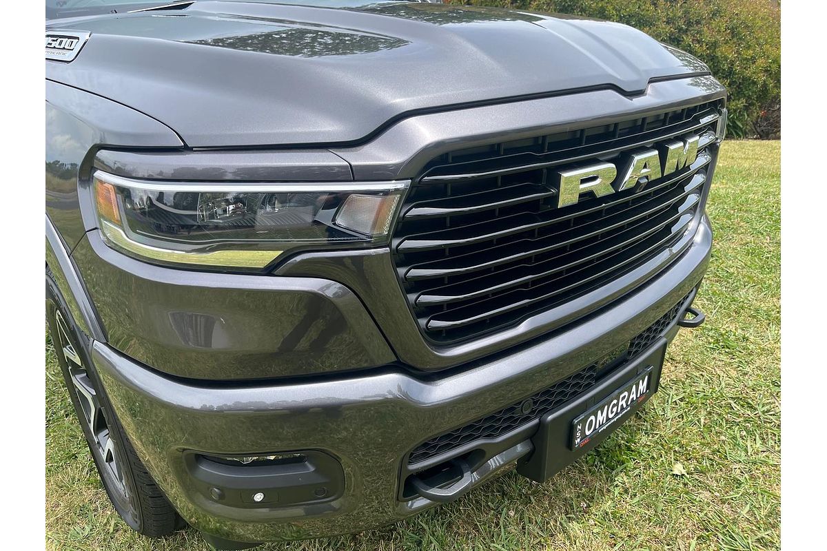 2025 RAM 1500 Laramie Sport Hurricane SO RamBox DT 4X4 SWB