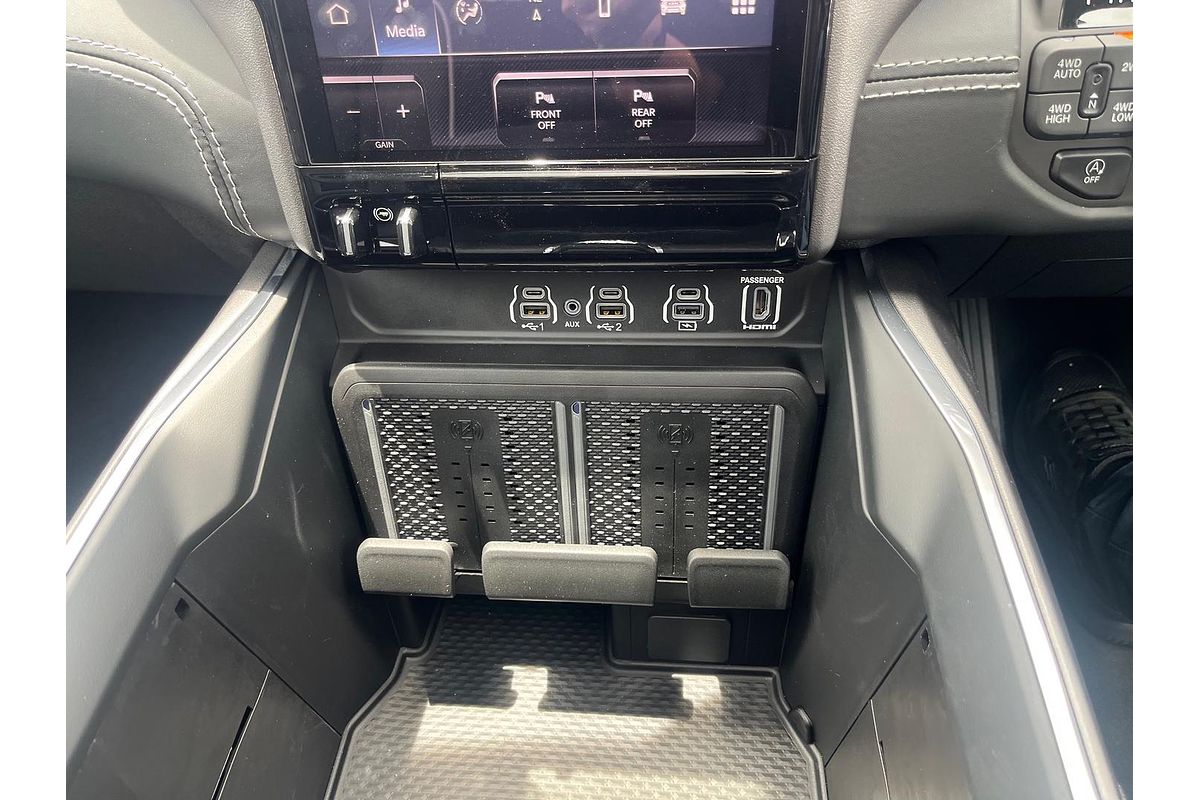 2025 RAM 1500 Laramie Sport Hurricane SO RamBox DT 4X4 SWB