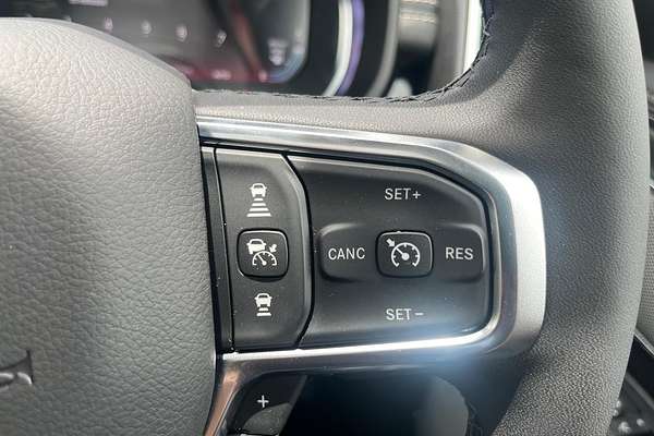 2025 RAM 1500 Laramie Sport Hurricane SO RamBox DT 4X4 SWB