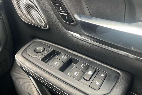 2025 RAM 1500 Laramie Sport Hurricane SO RamBox DT 4X4 SWB