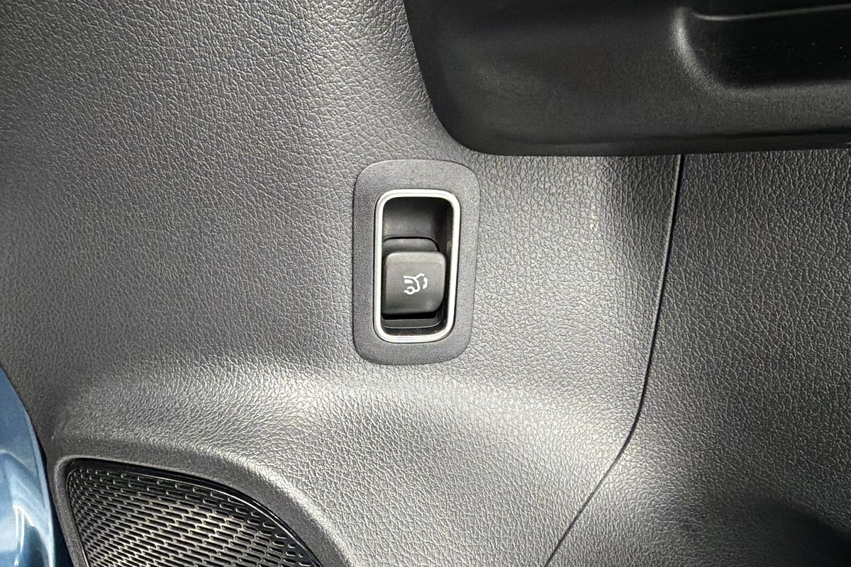 2021 Mercedes-Benz GLA-Class GLA200 H247