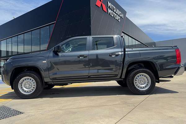 2024 Mitsubishi Triton GLX MV 4X4