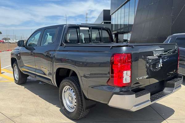 2024 Mitsubishi Triton GLX MV 4X4
