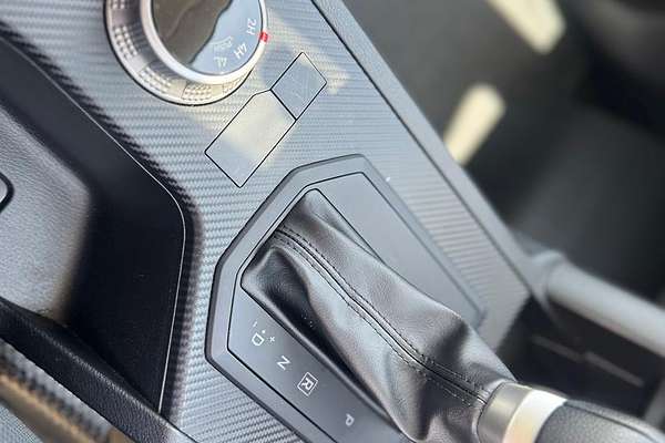 2024 Mitsubishi Triton GLX MV 4X4