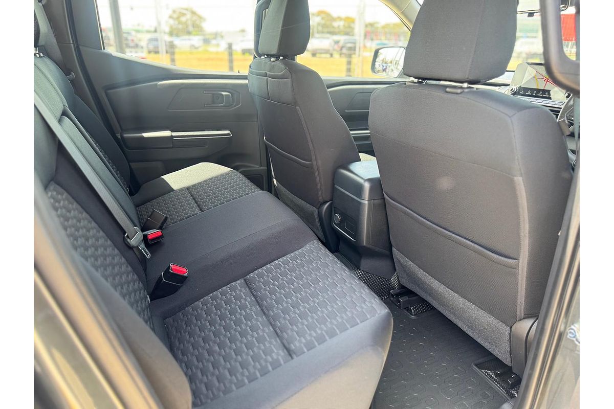 2024 Mitsubishi Triton GLX MV 4X4