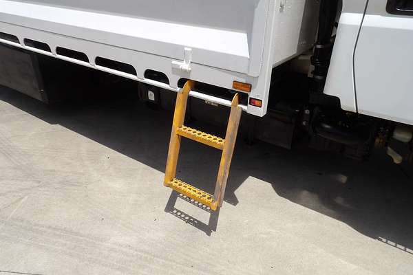 2016 Fuso Canter 918 4x2 ELWB