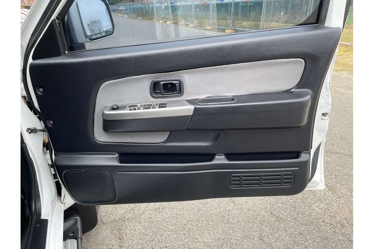 2011 Nissan Navara ST-R D22 4X4