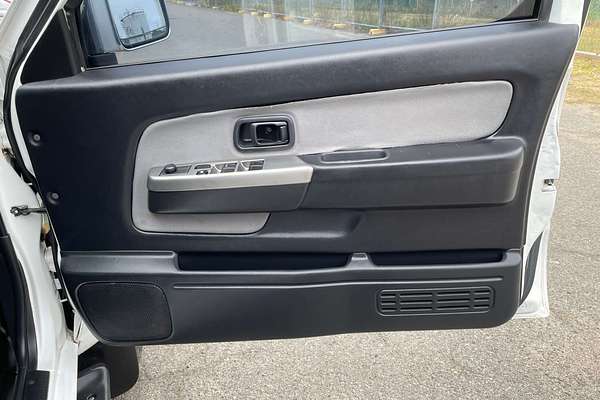 2011 Nissan Navara ST-R D22 4X4