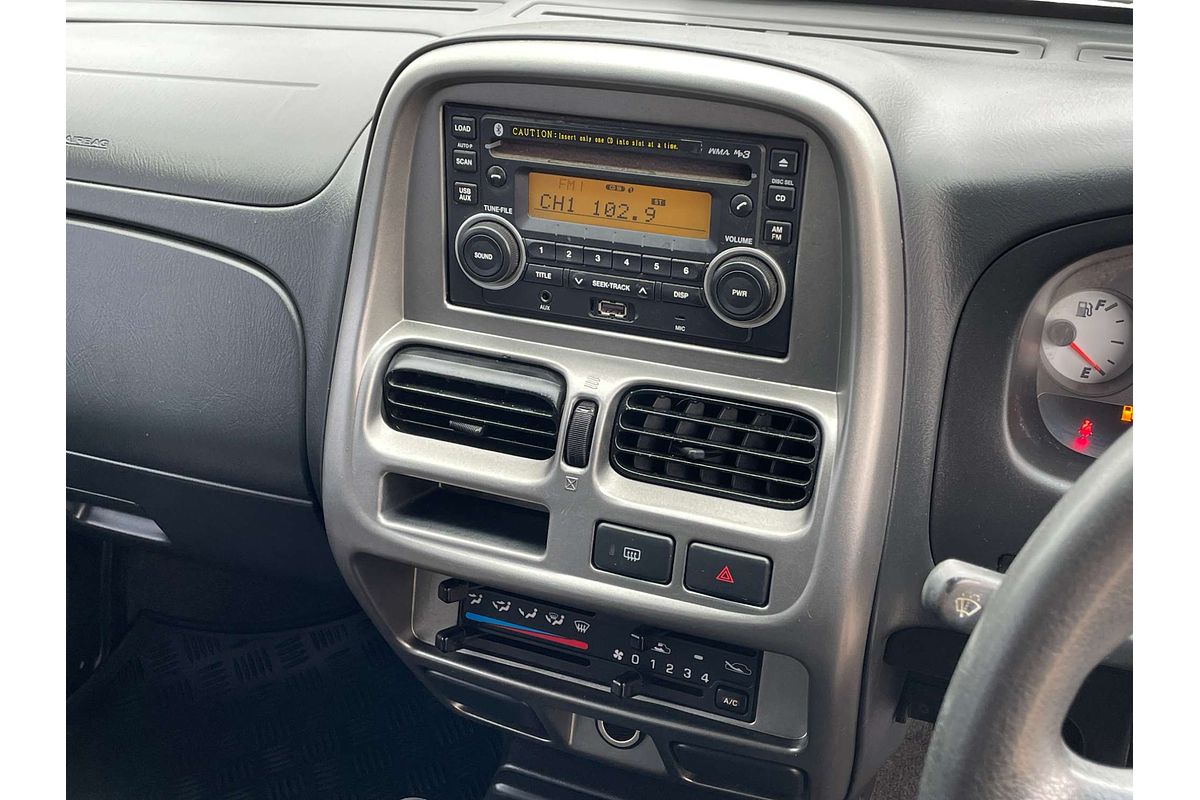 2011 Nissan Navara ST-R D22 4X4