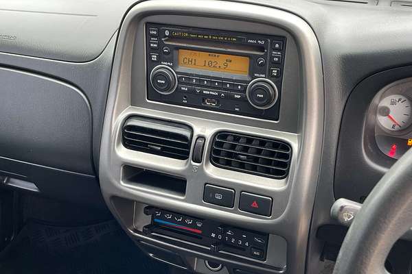 2011 Nissan Navara ST-R D22 4X4