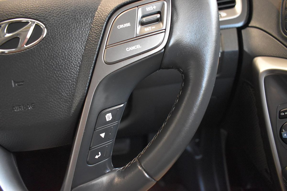 2016 Hyundai Santa Fe Elite DM3 Series II