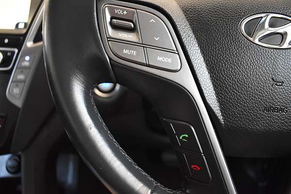 2016 Hyundai Santa Fe Elite DM3 Series II