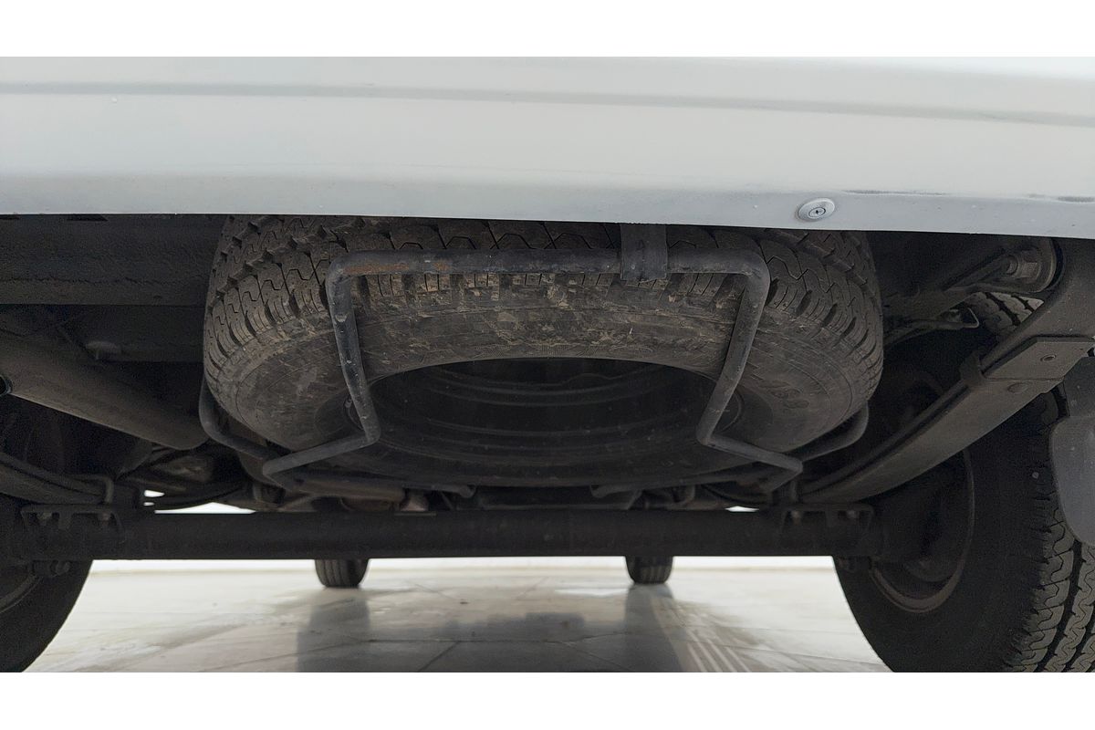 2023 LDV V80 SWB Low Roof