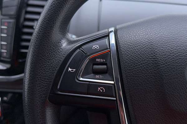 2023 LDV V80 SWB Low Roof