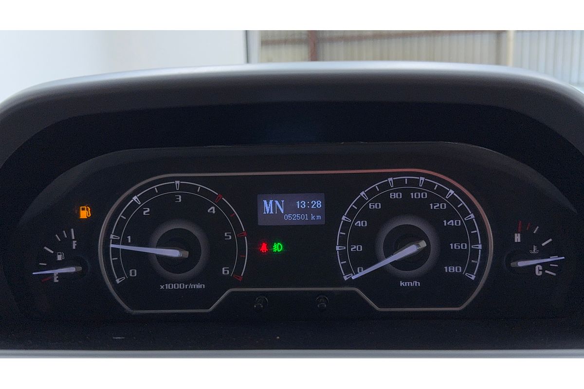 2023 LDV V80 SWB Low Roof