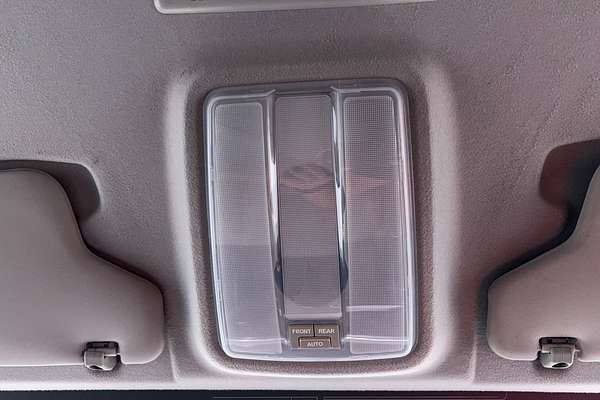 2023 LDV V80 SWB Low Roof