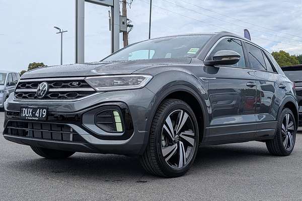 2025 Volkswagen T-Roc 140TSI R-Line D11