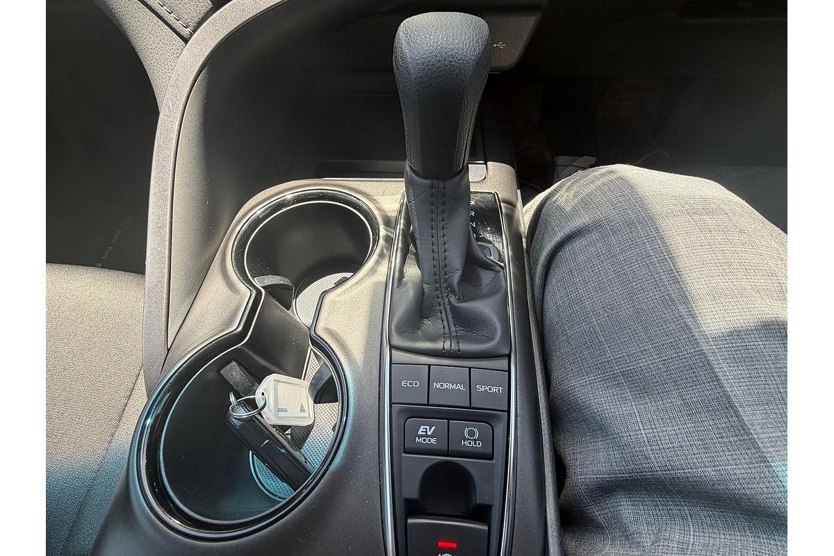 2023 Toyota Camry Ascent AXVH70R