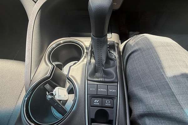 2023 Toyota Camry Ascent AXVH70R