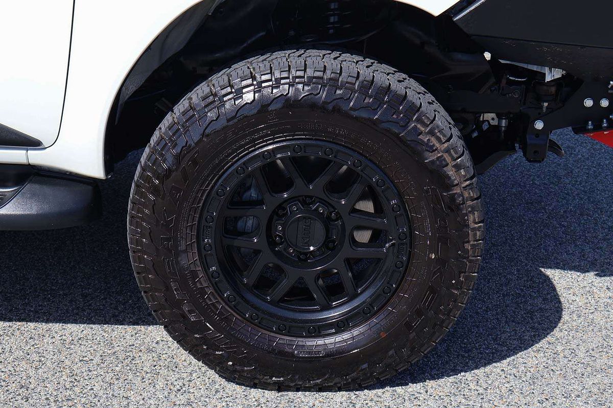 2019 Toyota Hilux SR5 GUN126R 4X4