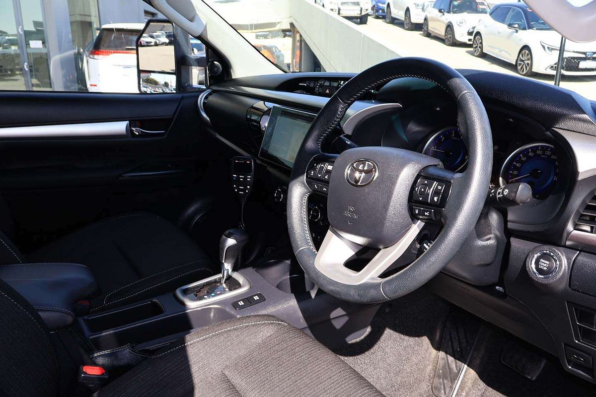 2019 Toyota Hilux SR5 GUN126R 4X4