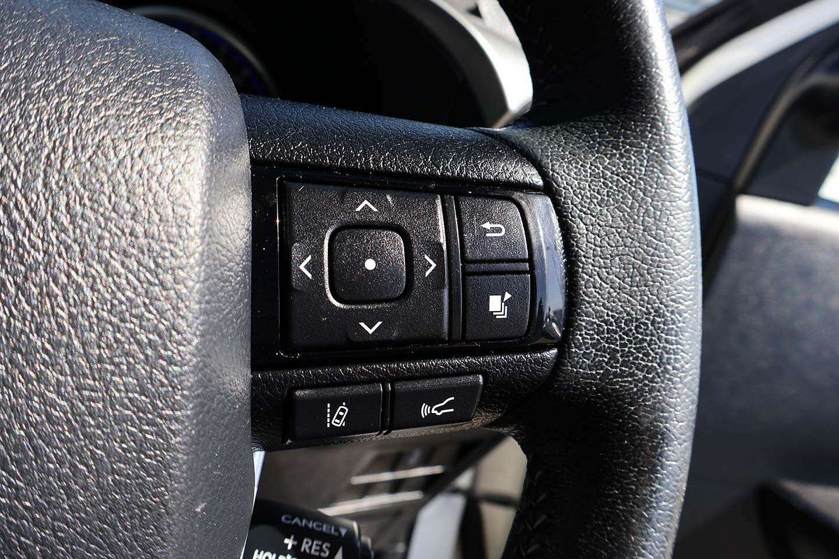 2019 Toyota Hilux SR5 GUN126R 4X4