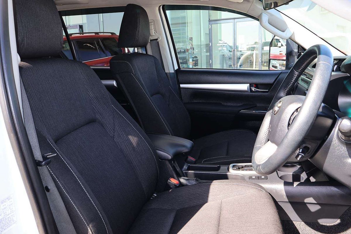 2019 Toyota Hilux SR5 GUN126R 4X4