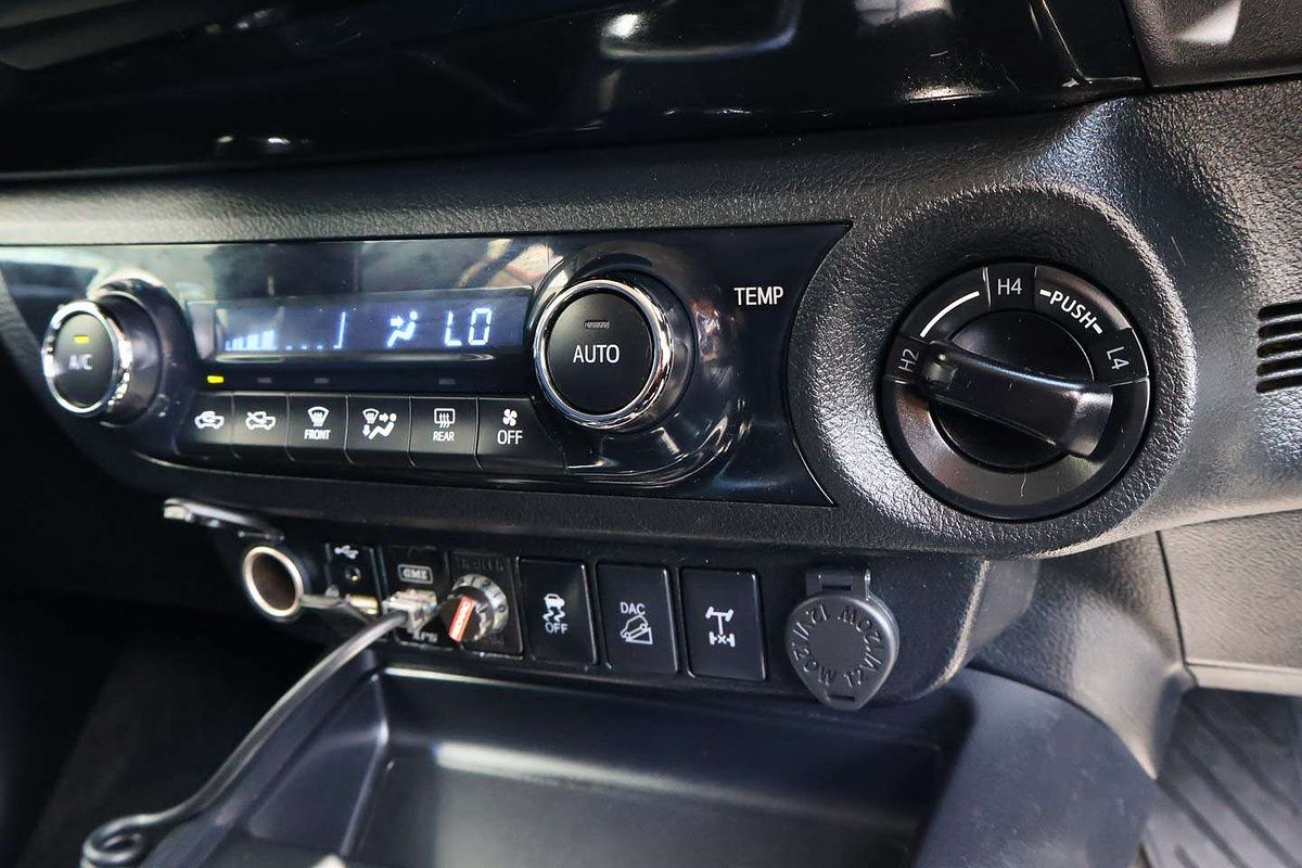 2019 Toyota Hilux SR5 GUN126R 4X4