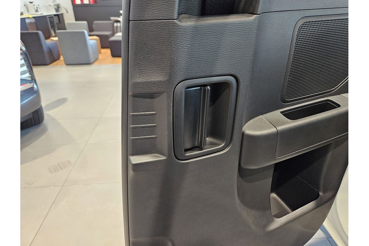 2025 Mitsubishi Triton GLX MV 4X4