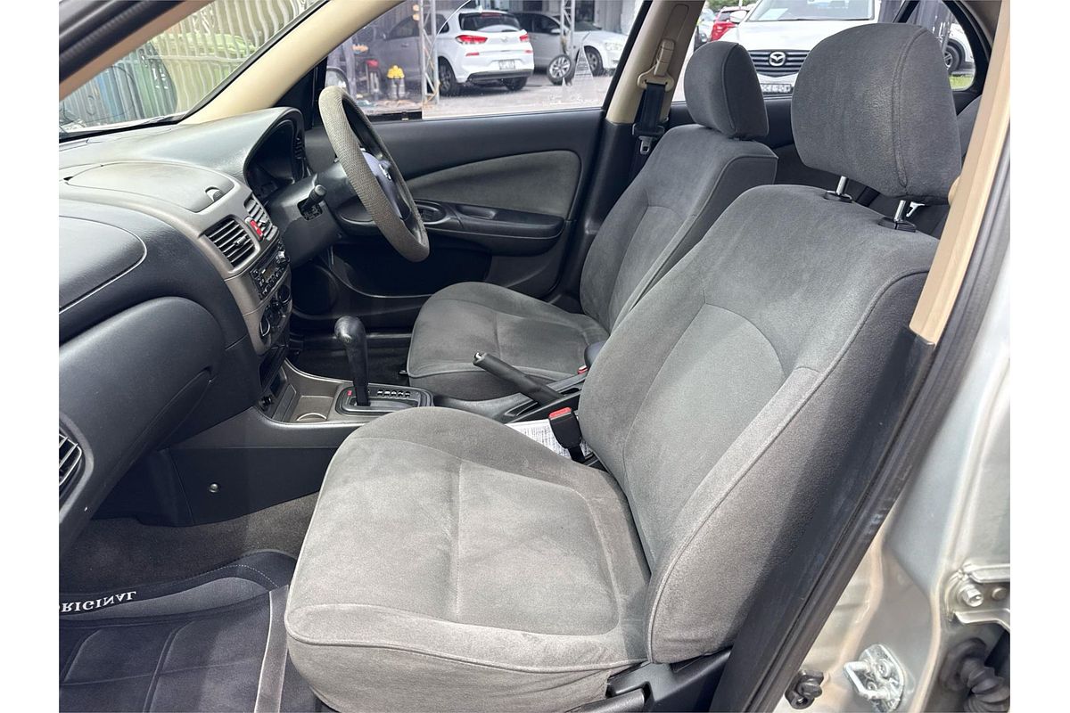 2004 Nissan Pulsar Q N16