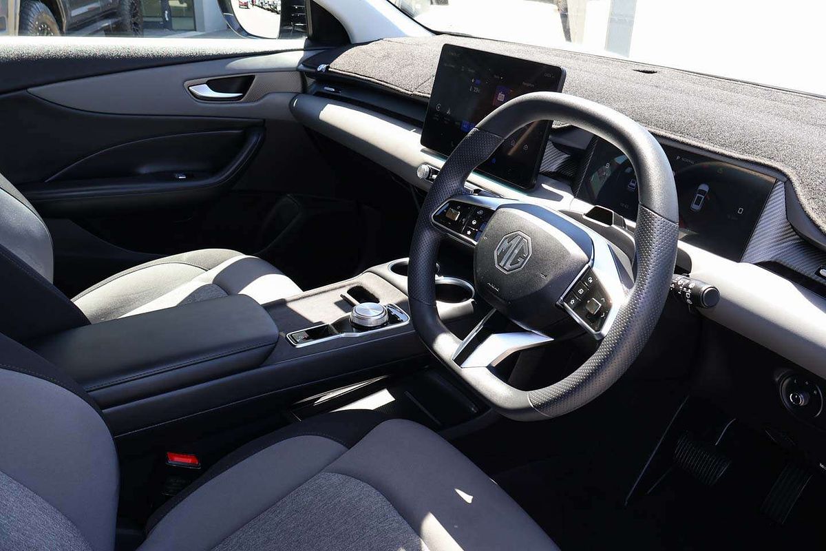 2025 MG MGS5 EV Excite 49 ZS3EM