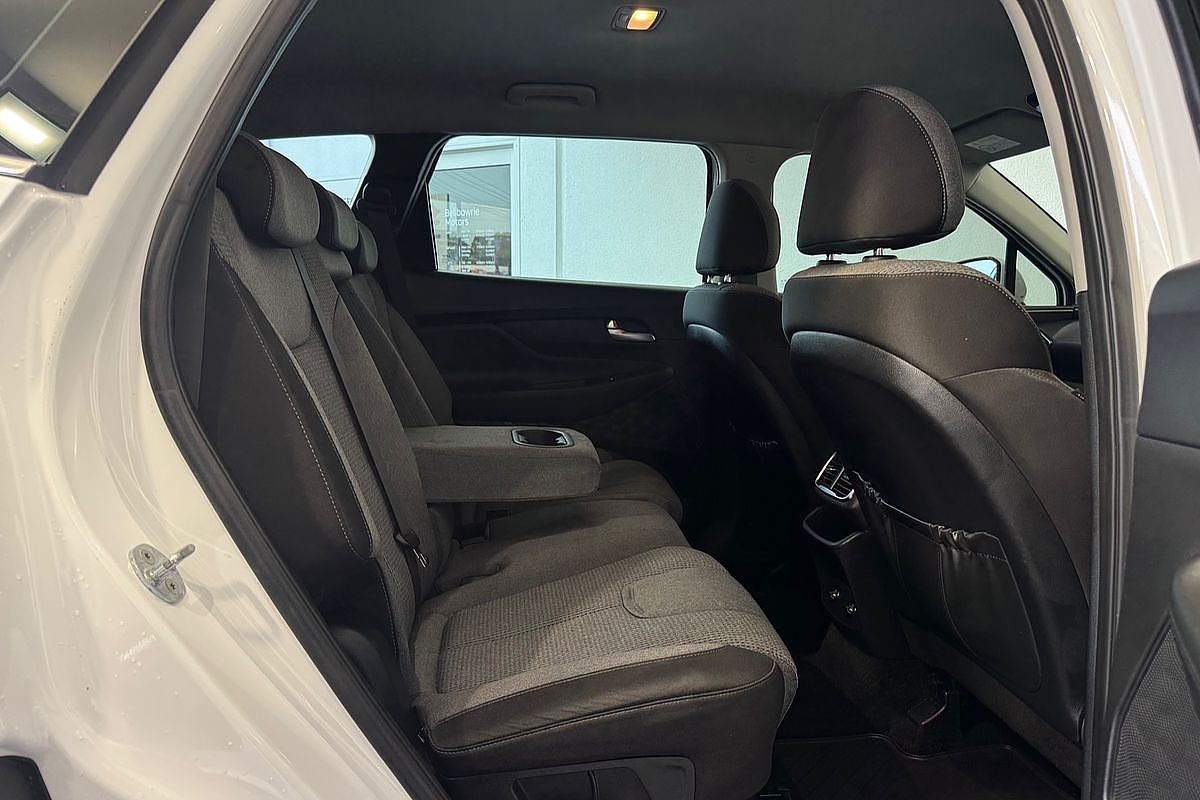 2022 Hyundai Santa Fe TM.V4