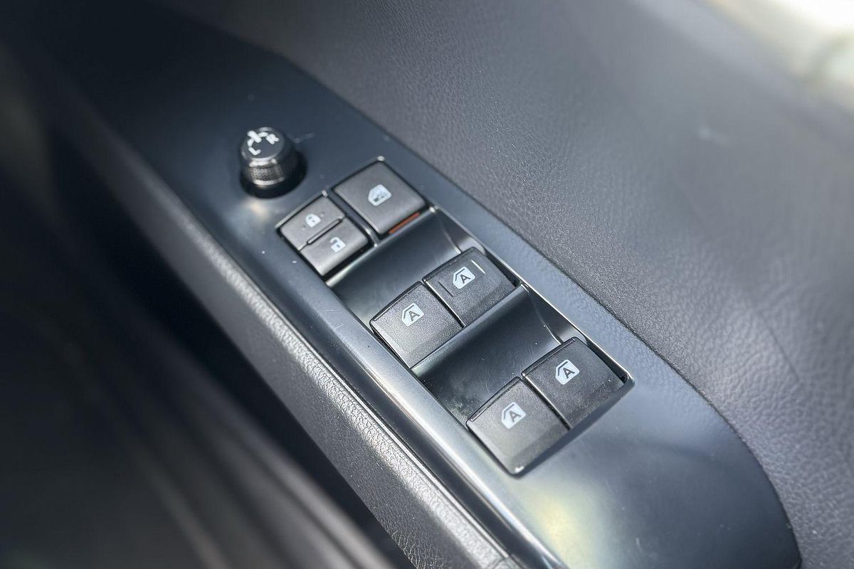 2018 Toyota Camry Ascent ASV70R