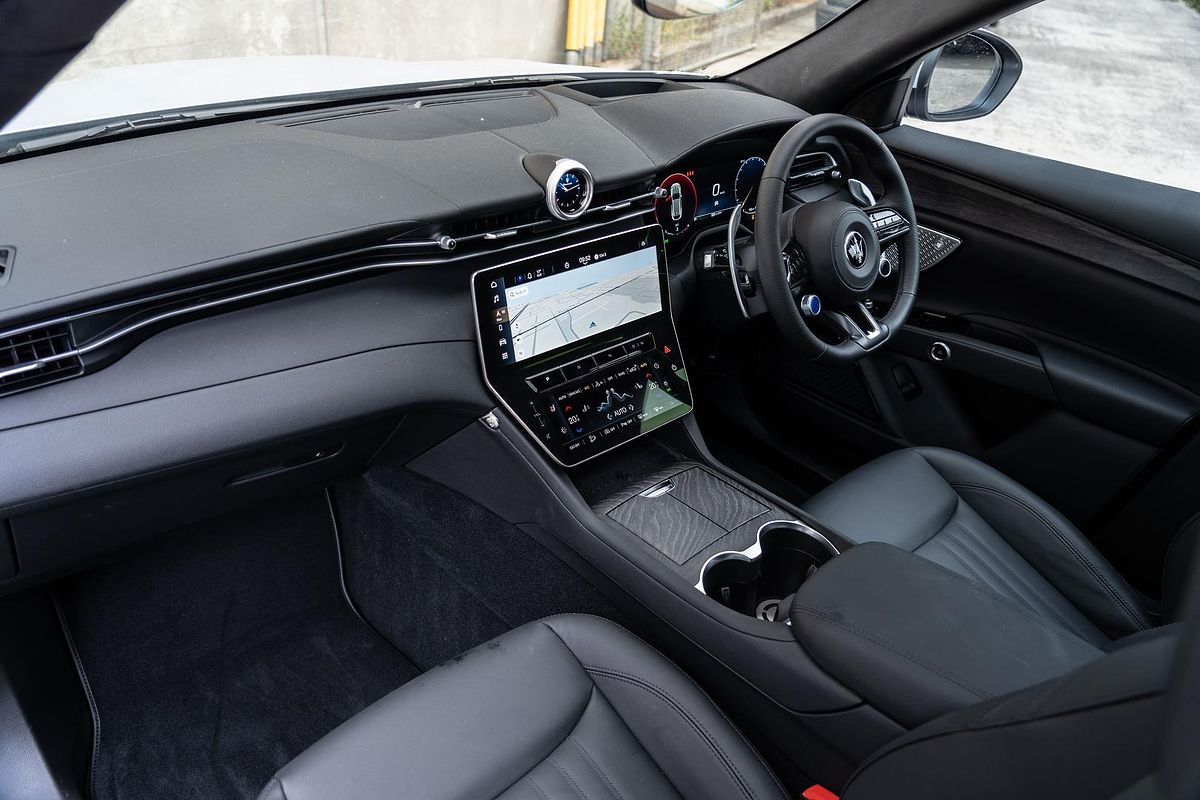 2024 Maserati Grecale GT M182