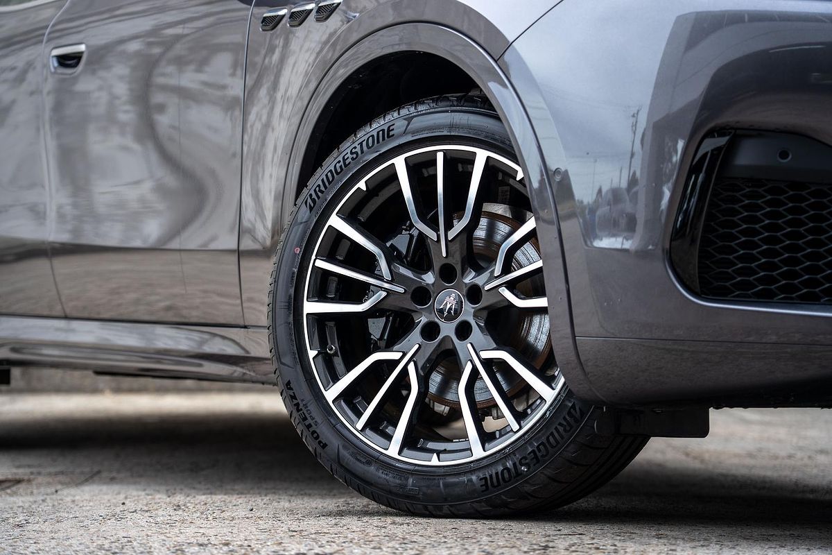 2024 Maserati Grecale GT M182