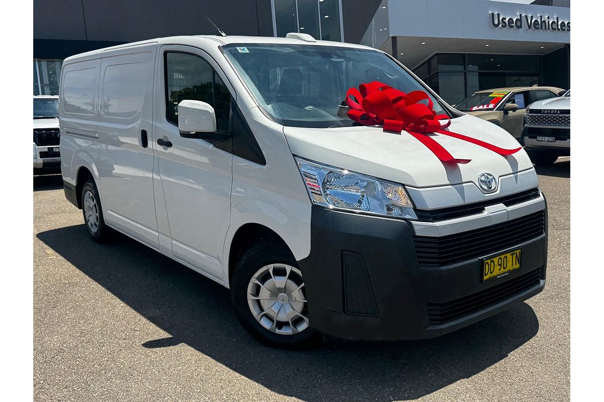 2022 Toyota Hiace GDH300R LWB
