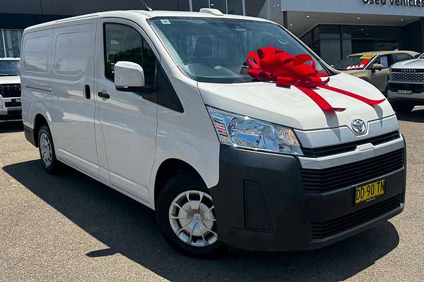 2022 Toyota Hiace GDH300R LWB