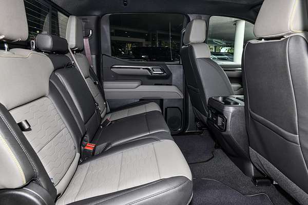 2025 Chevrolet Silverado 1500 ZR2 W/Tech Pack T1 4X4